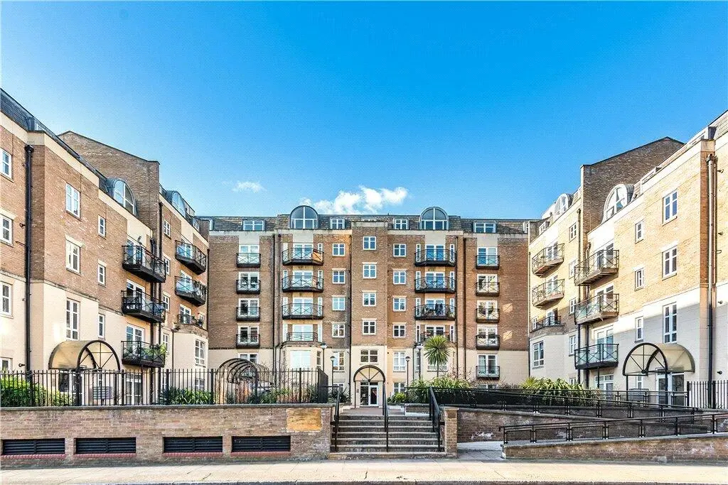 Berwick Court Exterior